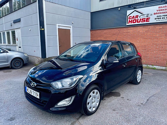 Hyundai i20 4 of 19