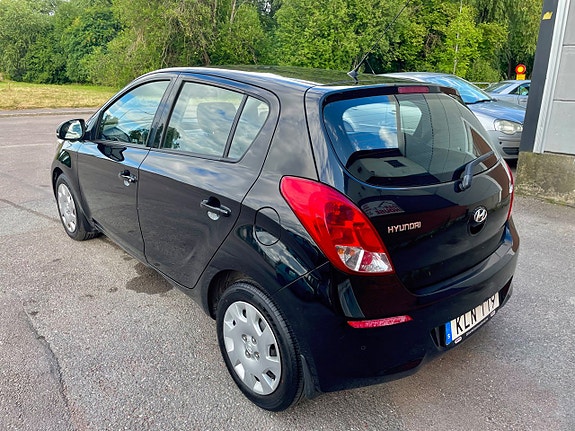 Hyundai i20 7 of 19