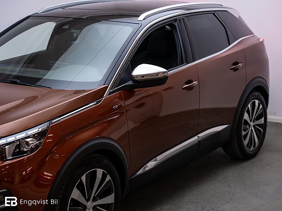 Peugeot 3008 2 of 5