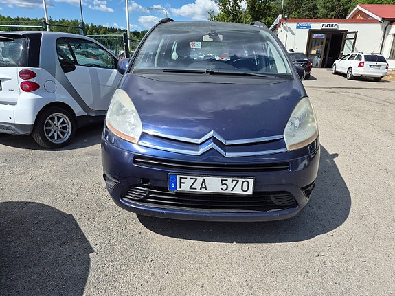 Citroen Grand C4 Picasso 2 of 5