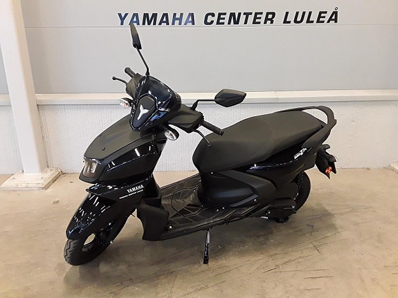 Yamaha RayZR