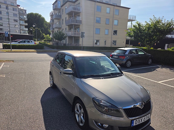 Skoda Fabia 2 of 10