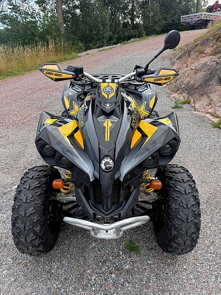 Can-Am Renegade 800 X, nya dekaler och sadel 6 of 7