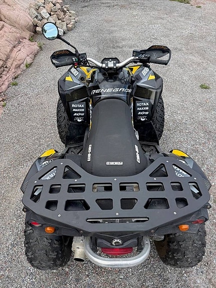 Can-Am Renegade 800 X, nya dekaler och sadel, nyservad 3 of 5