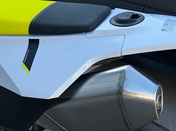Husqvarna 701 Supermoto / Demo endast 4mil / Räntefritt 24mån 10 of 11