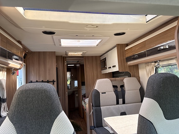 Swift Toscane 774 EB 2 of 2
