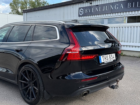 Volvo V60 7 of 29