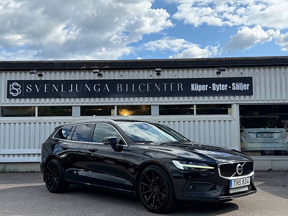 Volvo V60 2 of 29