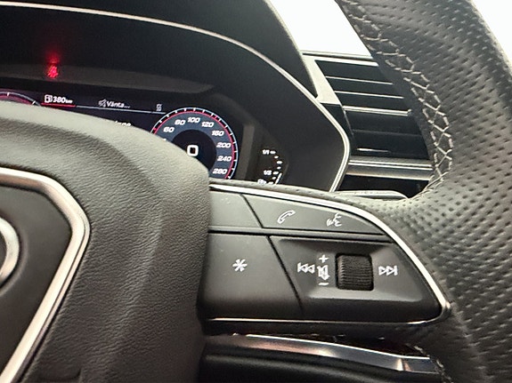 Audi Q3 30 of 30