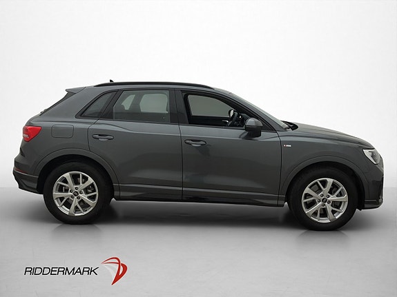 Audi Q3 4 of 30