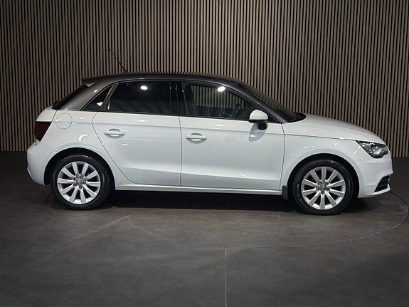 Audi A1 3 of 5