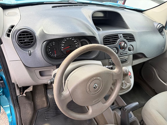 Renault Kangoo Express 10 of 15