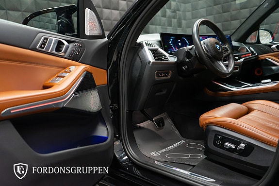 BMW X7 13 of 27