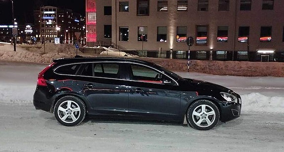 Volvo V60 10 of 15