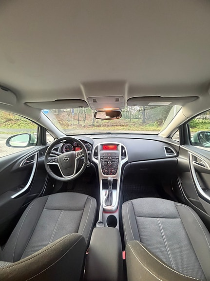 Opel Astra 4 of 7