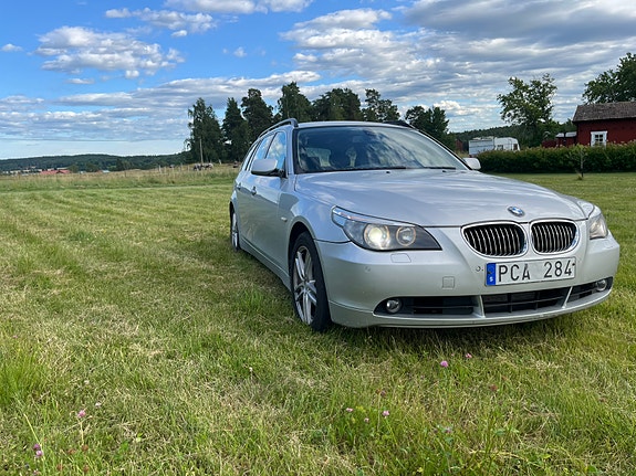 BMW 530xd 2 of 5
