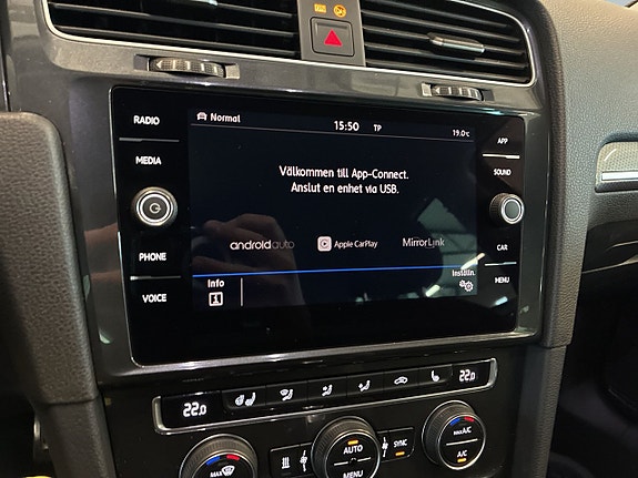 Volkswagen Golf Alltrack 15 of 23