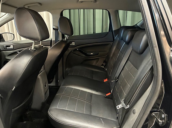 Ford Kuga 8 of 9