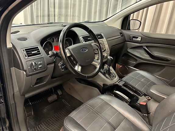 Ford Kuga 6 of 9