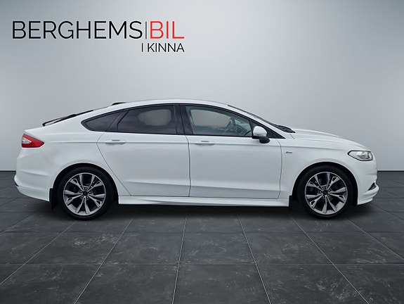 Ford Mondeo 4 of 5