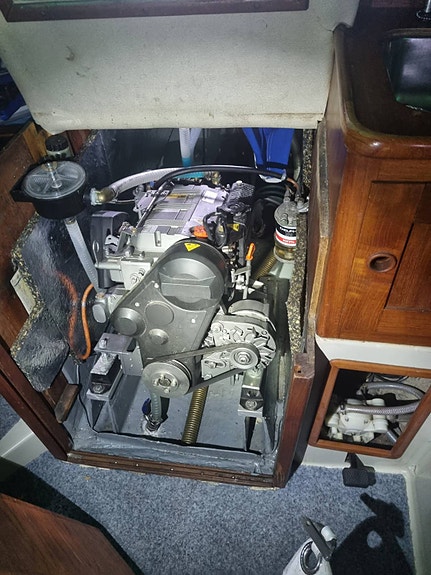 Comfort 30, ny motor 30hk Lombardini 2 of 5