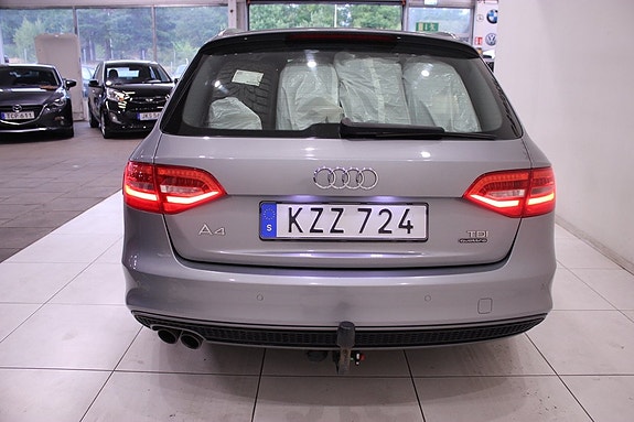 Audi A4 6 of 26