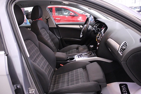 Audi A4 16 of 26