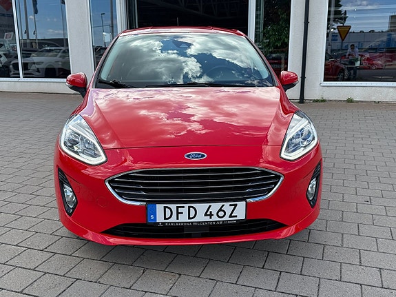 Ford Fiesta 2 of 5