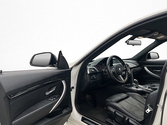 BMW 320d 10 of 30