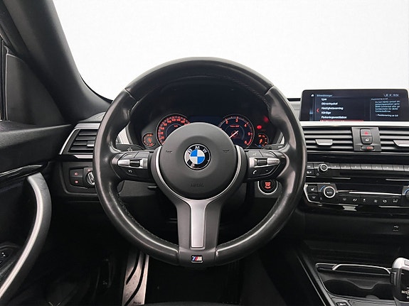 BMW 320d 13 of 30