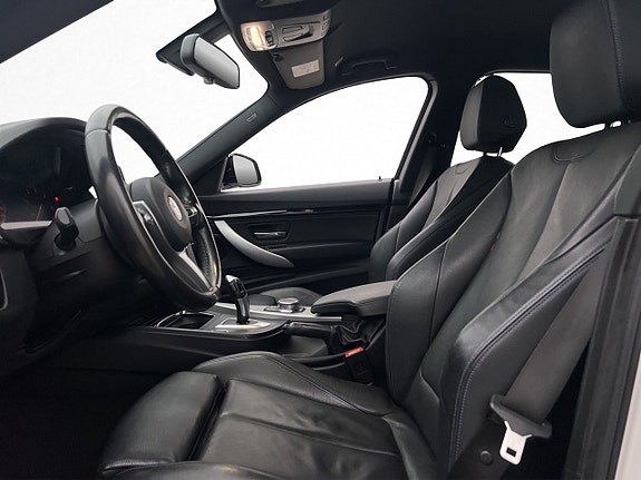 BMW 320d 11 of 30