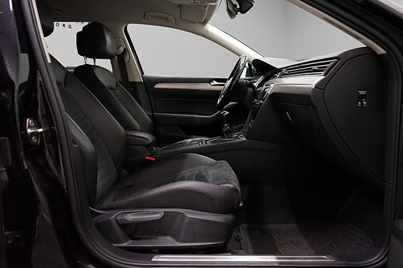 Volkswagen Passat 19 of 20