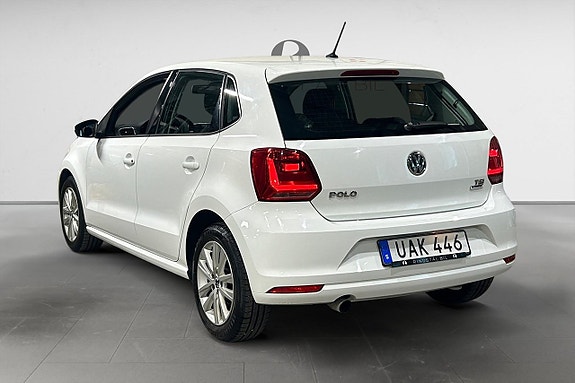 Volkswagen Polo 5 of 17