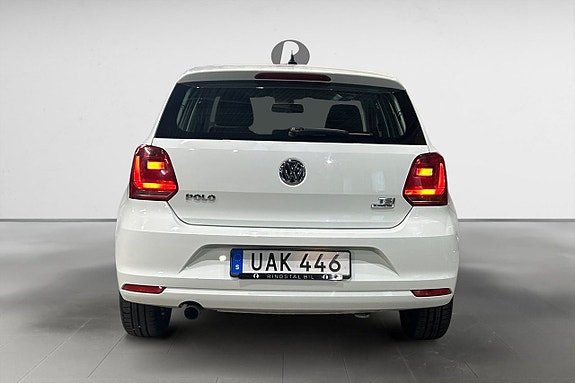 Volkswagen Polo 6 of 17