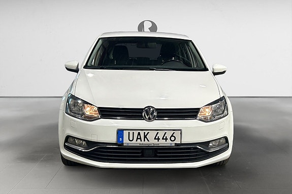 Volkswagen Polo 10 of 17