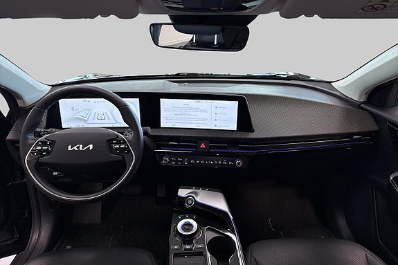 Kia EV6 2 of 5