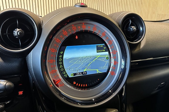 MINI Countryman Cooper SD 9 of 10