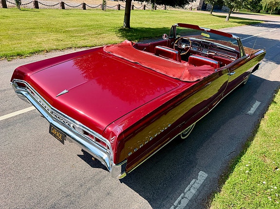 Pontiac Bonneville 9 of 27