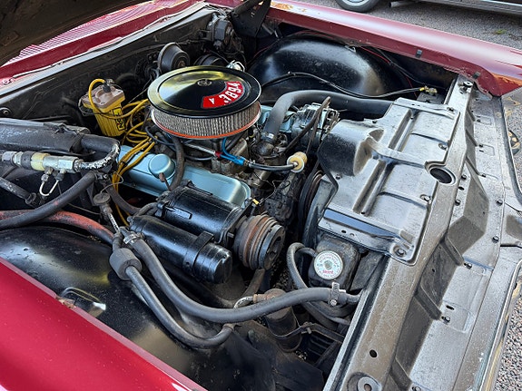 Pontiac Bonneville 26 of 27