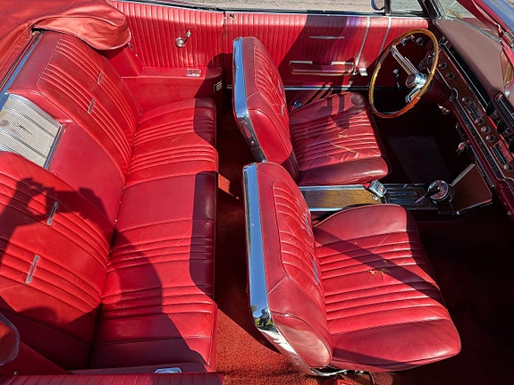 Pontiac Bonneville 20 of 27