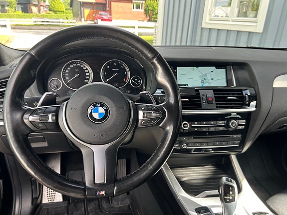BMW X4 4 of 5