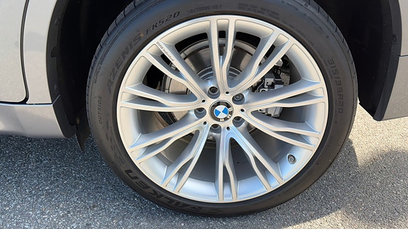 BMW X6 13 of 13