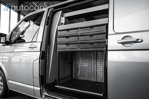 Volkswagen Transporter 17 of 30