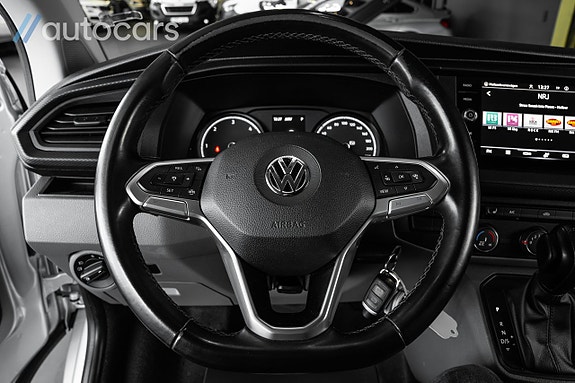 Volkswagen Transporter 22 of 30