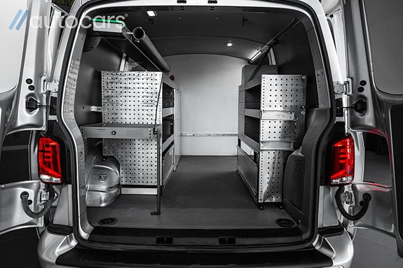 Volkswagen Transporter 13 of 30