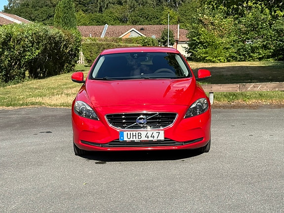 Volvo V40 5 of 5