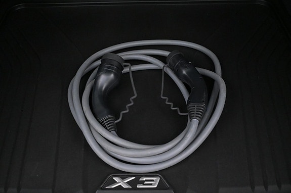 BMW iX3 24 of 27