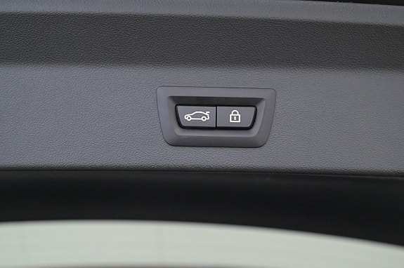 BMW iX3 23 of 27