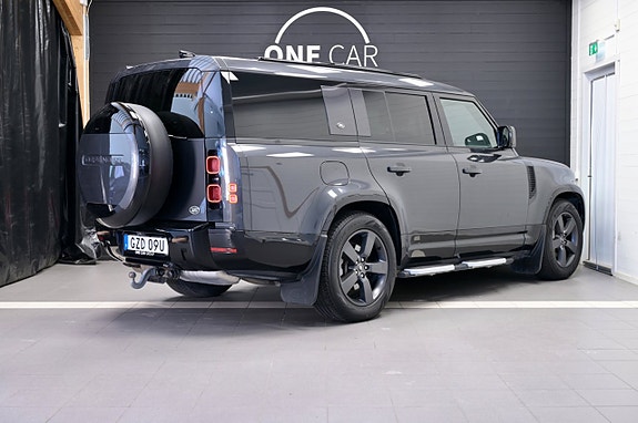 Land Rover Defender 130 5 of 30