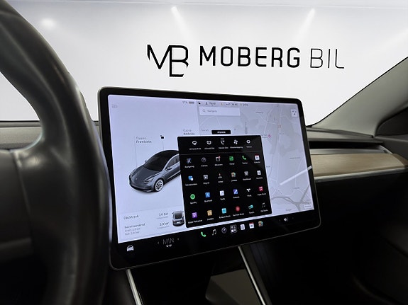 Tesla Model 3 13 of 17